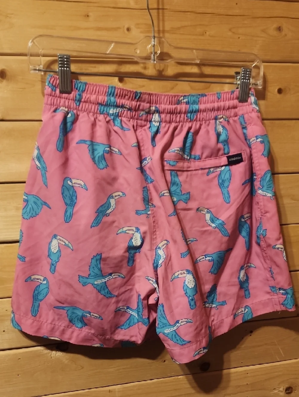 Chubbies Swim Board Shorts with Blue Toucan Print Size Small NWOT